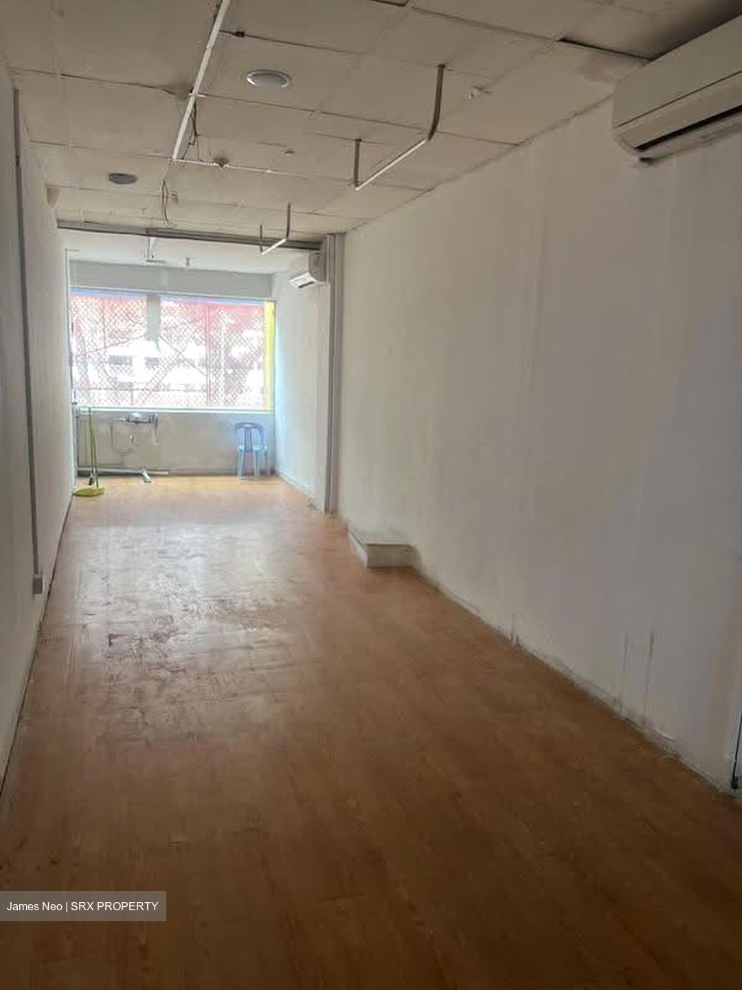 Boon Lay Shopping Centre (D22), Retail #619337681